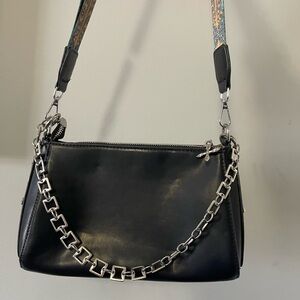 SHEIN Black Crossbody Bag with Chain Detail